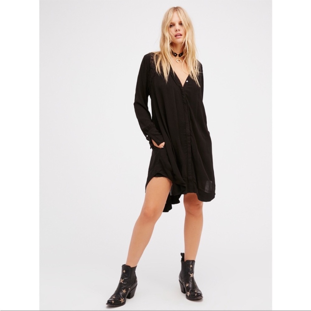 Free People Courtney's Victorian Shirt
Dress - XS - Perfect Condition - Black